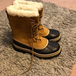 Sleep Caribou Waterproof Boots - Worn Once!